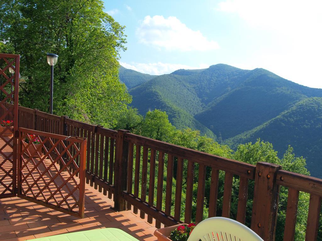 Agriturismo Becerca Vegan Serra San Quirico Екстериор снимка